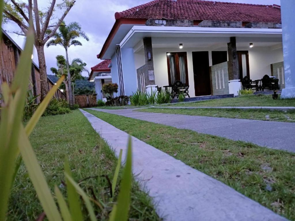 Sapak Bungalow Селонґ-Беланак Екстер'єр фото